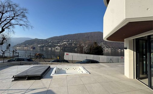 Villa en Brusino Arsizio, Cantón del Tesino, Suiza 1