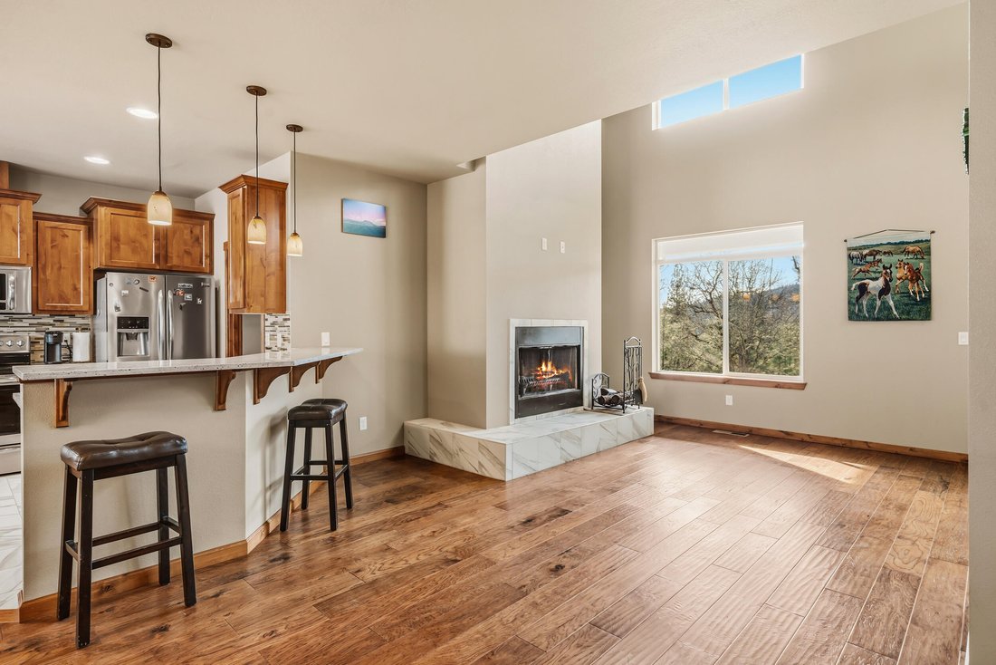 House in Trail, Oregon, United States 5 - 16992026