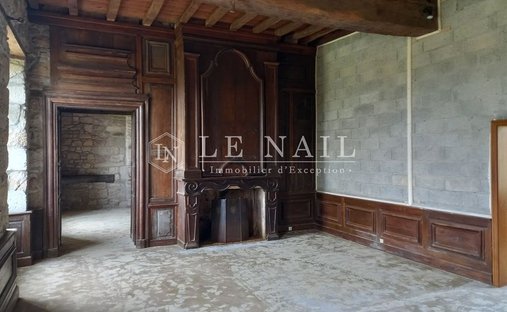 Sale Of A Castle In Guingamp, 693m² 26 Rooms €1,659,000 Côtes D'armor