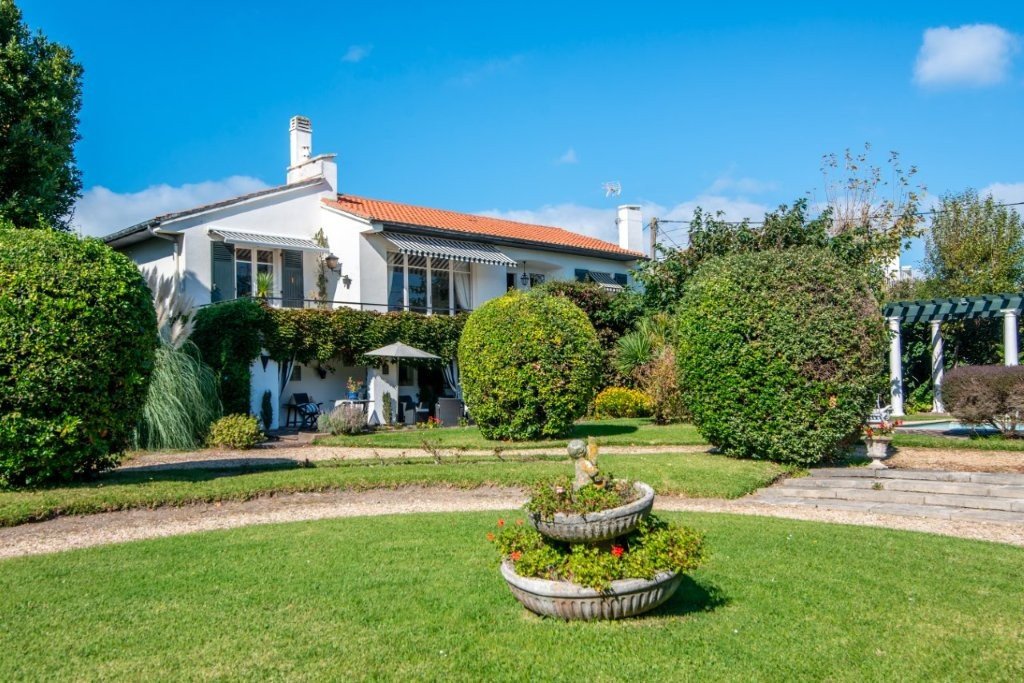 House in Anglet, Nouvelle-Aquitaine, France 1 - 16994943