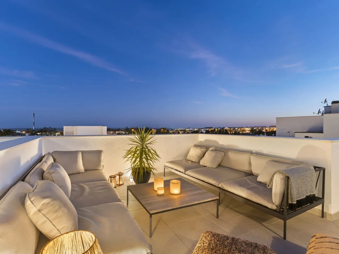 Appartamento a Nueva Andalucía, Marbella, Spagna 1 - 16999073