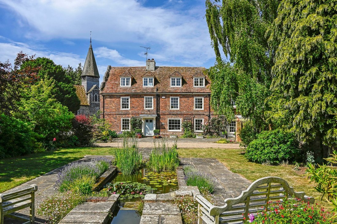 House in Worth, Dover, England 1 - 16990703