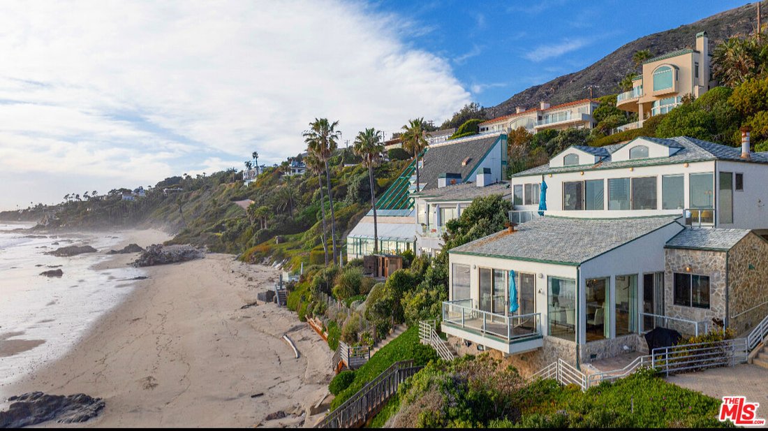 Malibu, California, United States 2 - 16998299