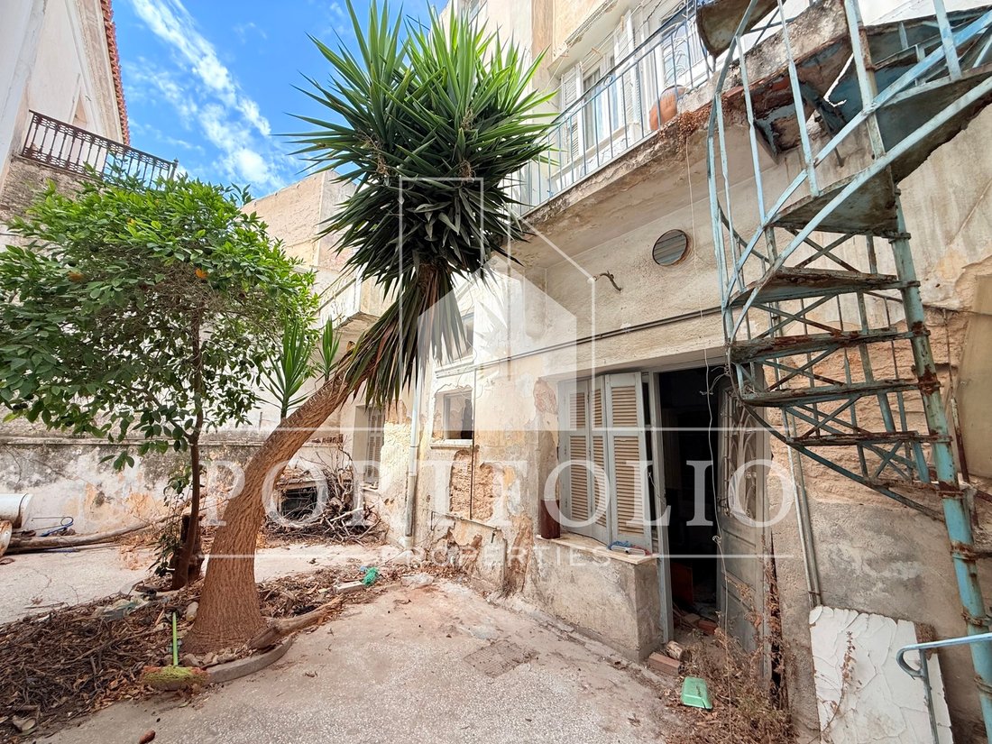 2nd District of Piraeus, Piraeus, Greece 1 - 16990233