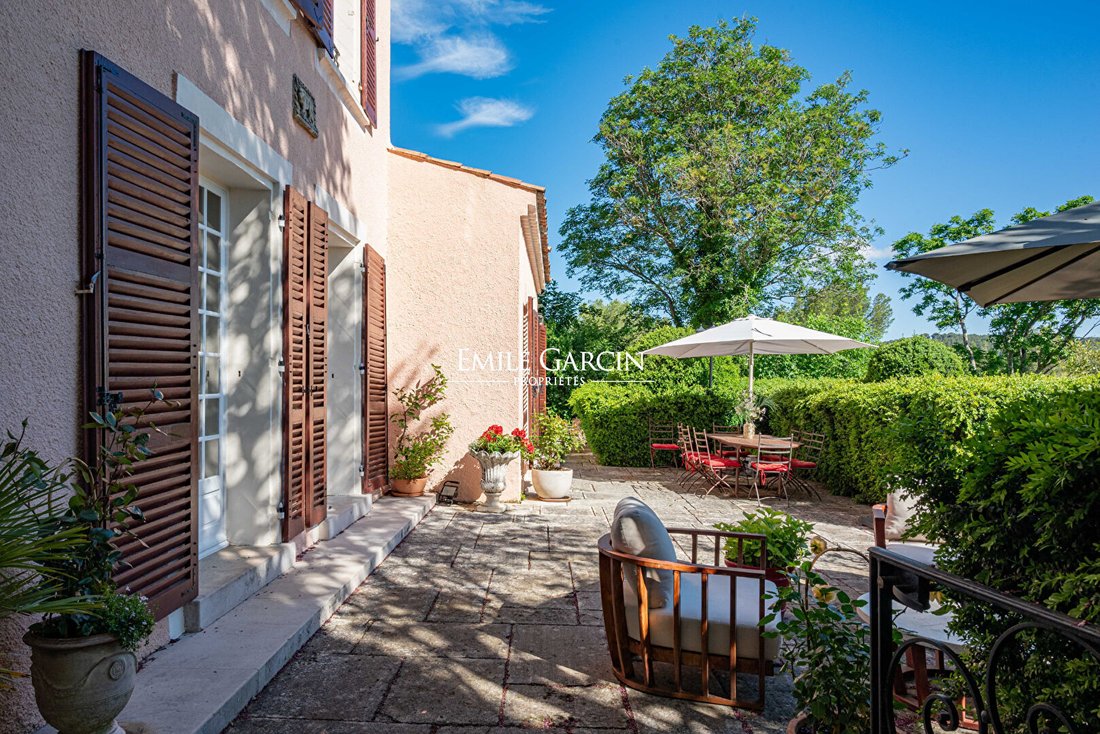 Villa in Est-Repentance-Les Trois Bons Dieux, Aix-en-Provence, France 3 - 16994640