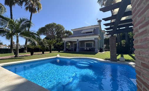 Villa a Bel-Air, Estepona, Andalusia 1