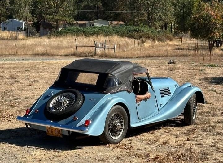 Cabriolet in Glendale, United States 4 - 16847705