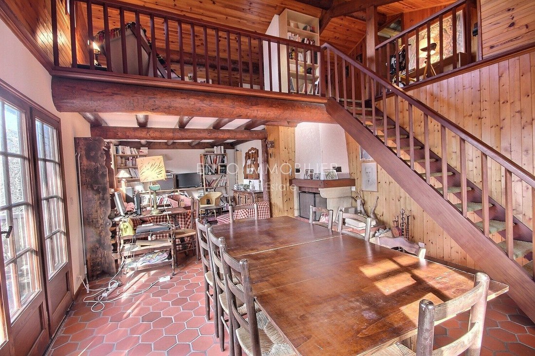 Chalet in Notre-Dame-du-Pre, Auvergne-Rhône-Alpes, France 1 - 16994311