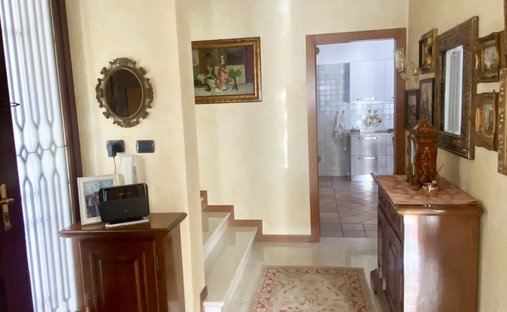 House in Castelfranco Veneto, Veneto, Italy 1