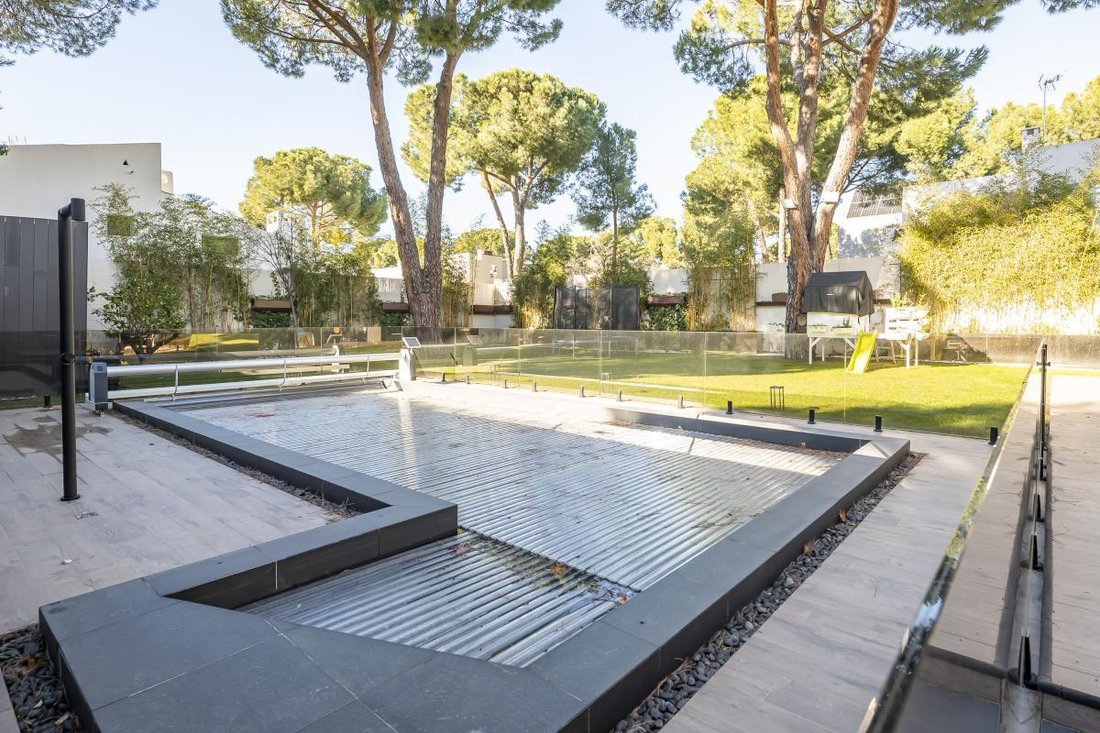House in Pozuelo de Alarcon, Comunidad de Madrid, Spain 4 - 16153859