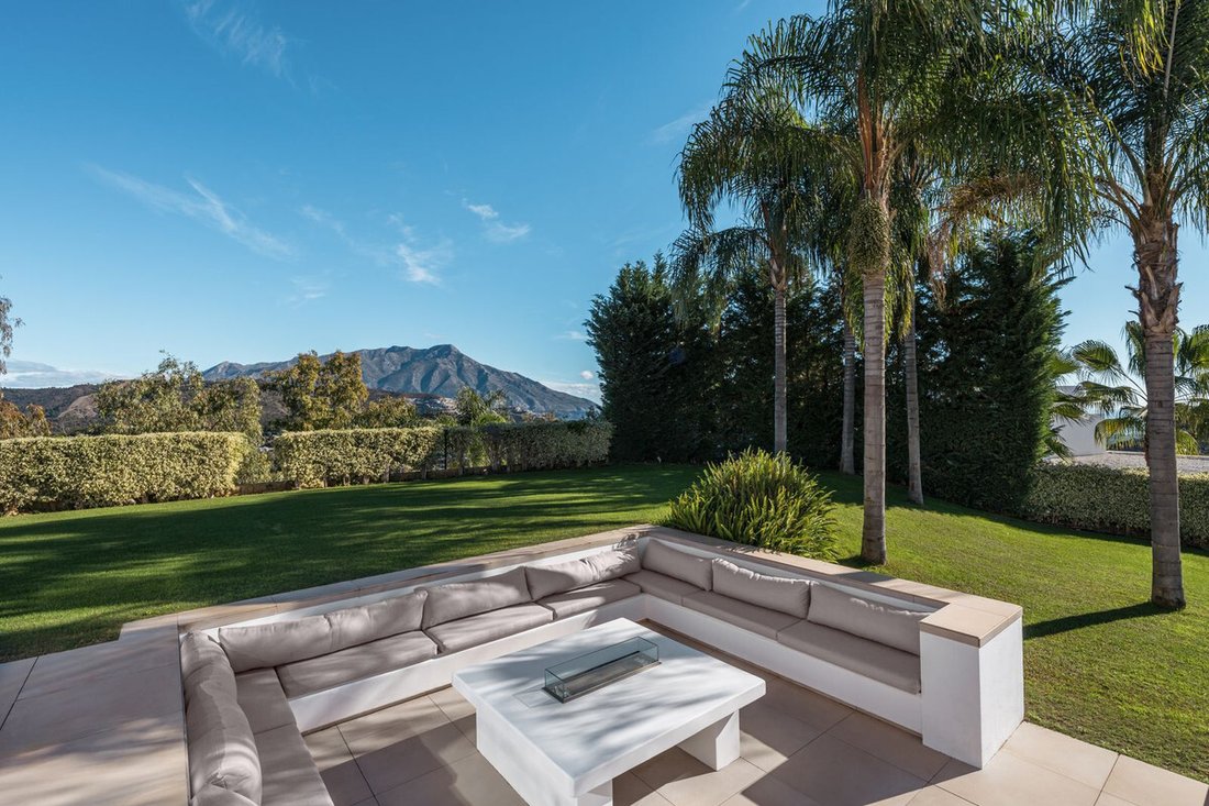 Villa in El Madroñal, Benahavis, Spain 4 - 17001051