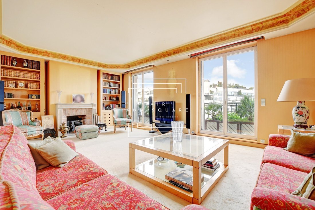 Apartment in Bois de Boulogne, Paris 16e Arrondissement, Paris 3 - 17001379