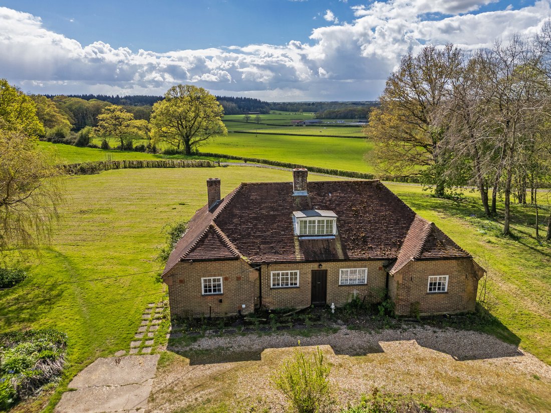 House in Braishfield, England 2 - 16993729