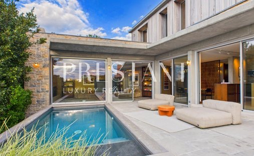 House in Labordotte-La Colline, Biarritz, France 1