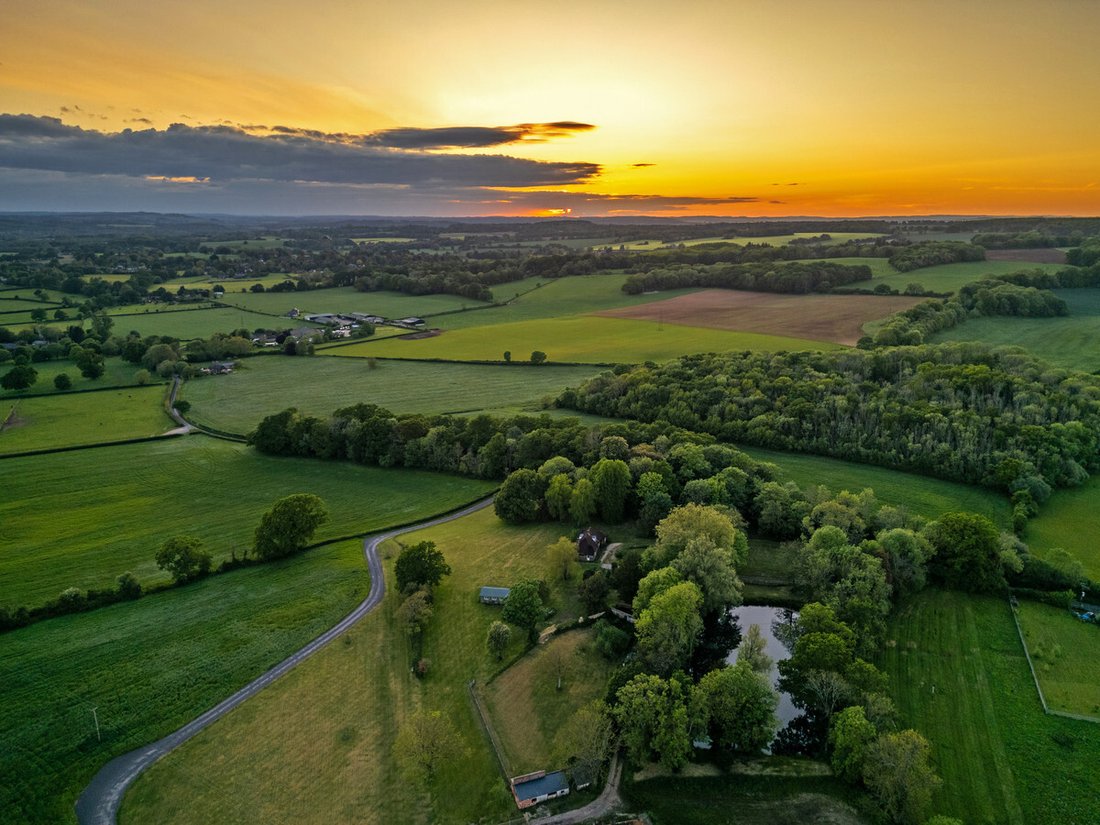 House in Braishfield, England 1 - 16993729