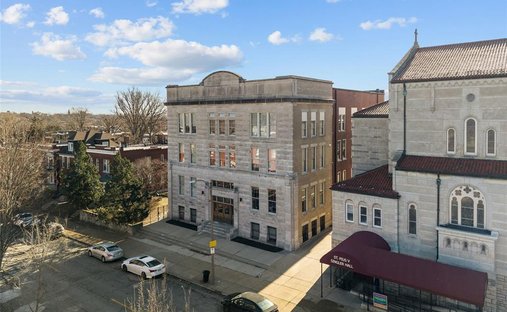 Apartment in St. Louis, Missouri, United States 1