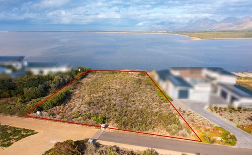 Land in Overstrand Local Municipality, Western Cape, South Africa 1
