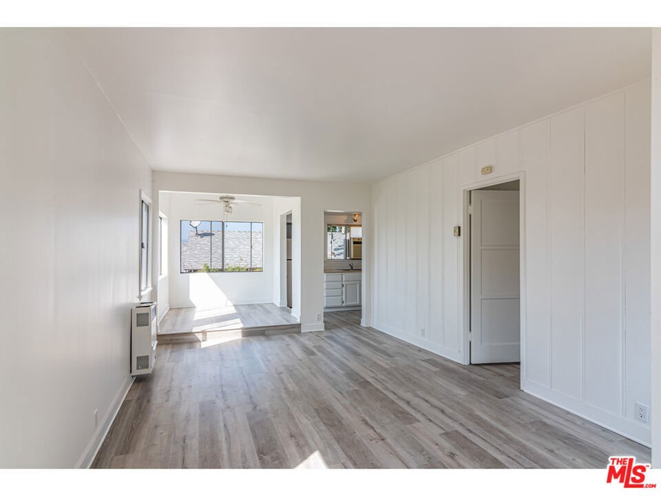 Los Angeles, California, United States 5 - 16997980