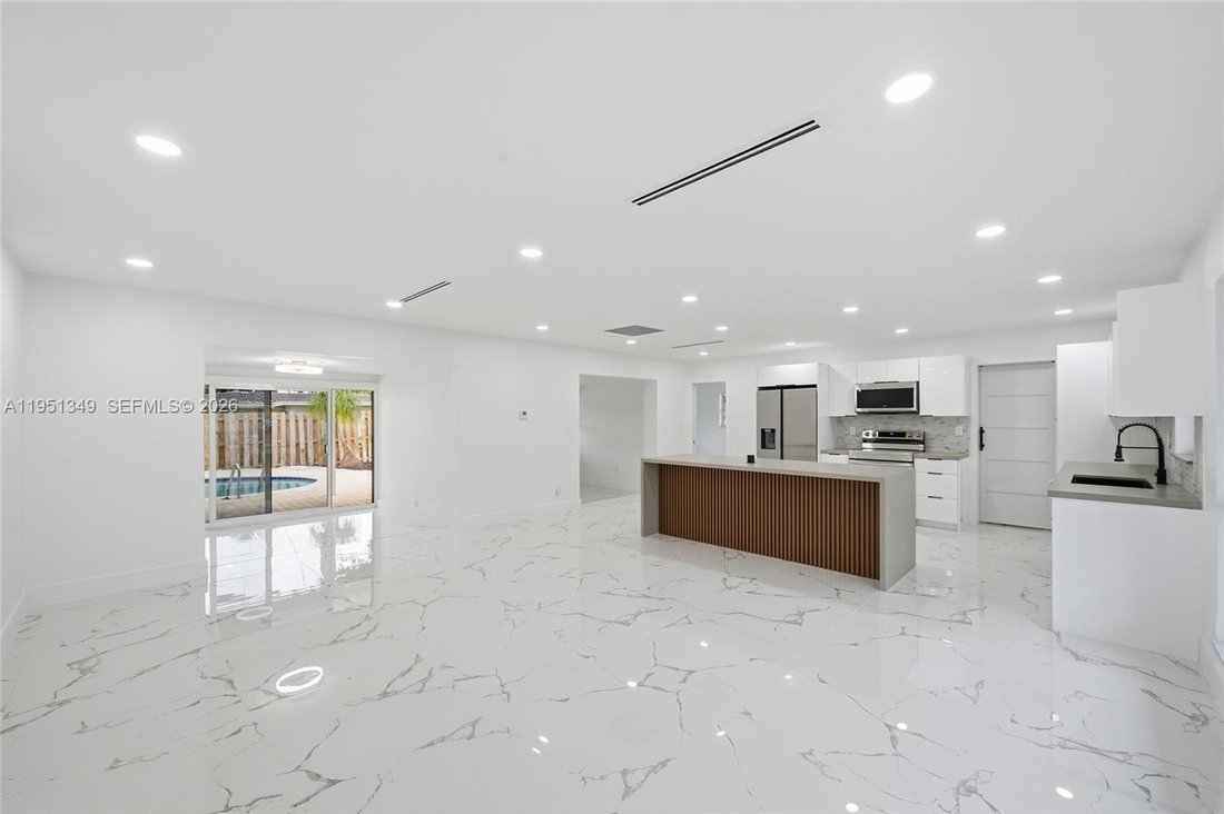 House in Oakland Park, Florida, United States 3 - 16998321