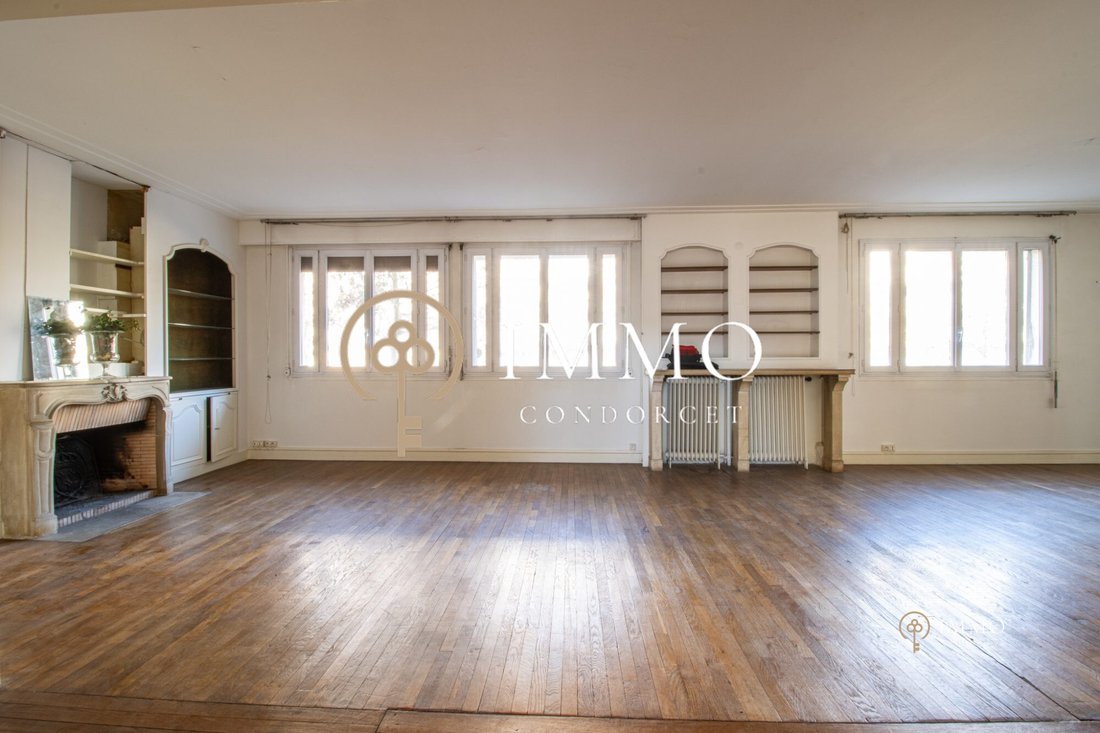 Apartment in La Faiencerie-Le Clos Saint Cyr, Bourg-la-Reine, France 2 - 16998725