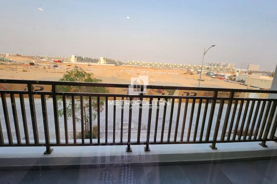 Villa in Damac Hills 2, Dubai, United Arab Emirates 2 - 16991426