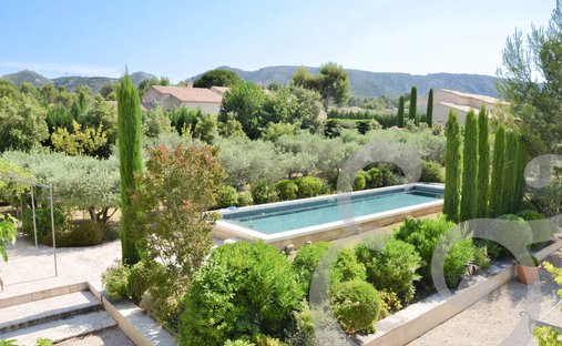 Domaine à Eygalières, Provence-Alpes-Côte d'Azur, France 1