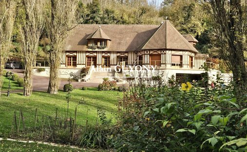 House in Bonnebosq, Normandy, France 1