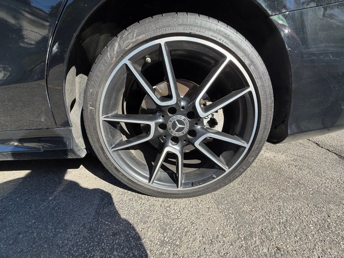 Sedan in Studio City, CA, United States 5 - 16493955