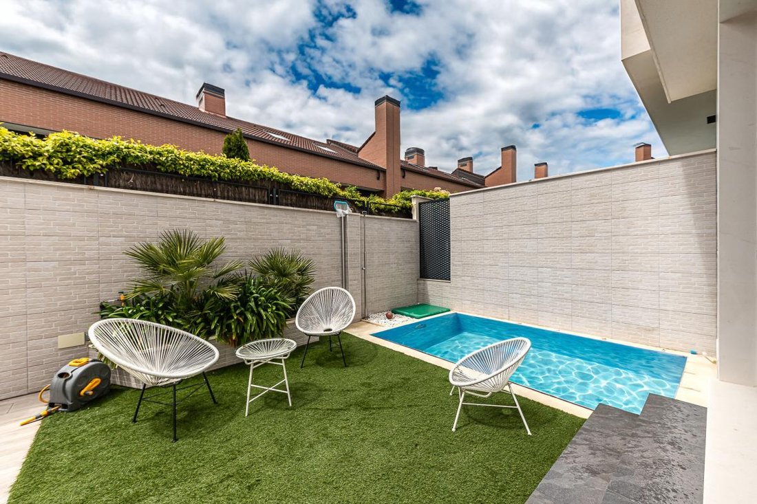 House in Fuencarral-El Pardo, Madrid, Spain 1 - 16993030