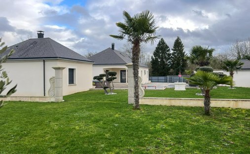 House in Chaingy, Centre-Val de Loire, France 1