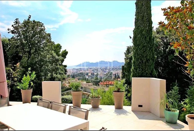 Villa in Vieux Cannet, Le Cannet, France 1 - 16990965