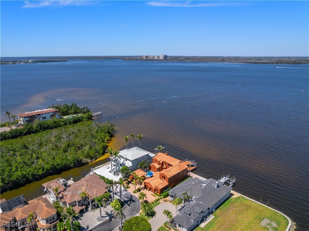 House in Fort Myers, Florida, United States 3 - 16990177
