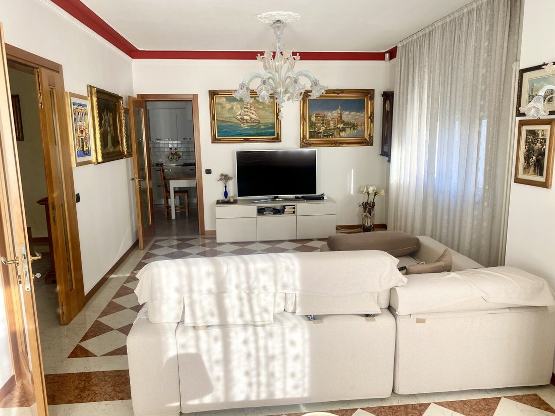 House in Castelfranco Veneto, Veneto, Italy 4 - 16993778