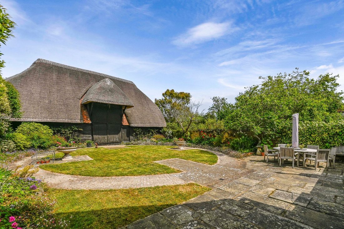 House in Worth, Dover, England 3 - 16990703