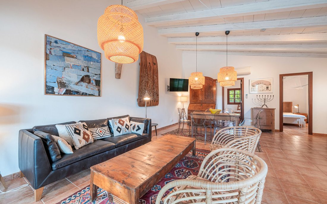 Finca in Pollenca, Balearic Islands, Spain 4 - 17000229
