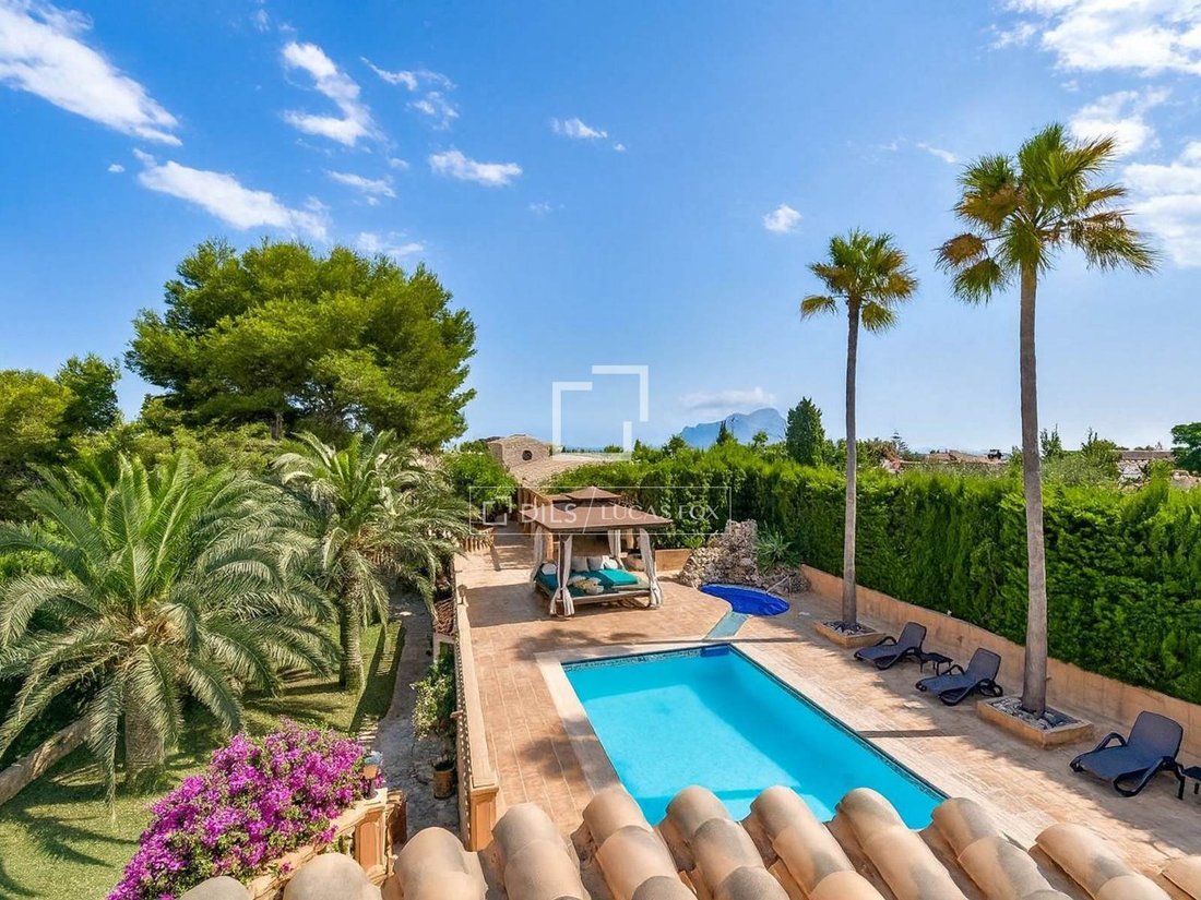Villa in Calp / Calpe, Valencian Community, Spain 2 - 16988555