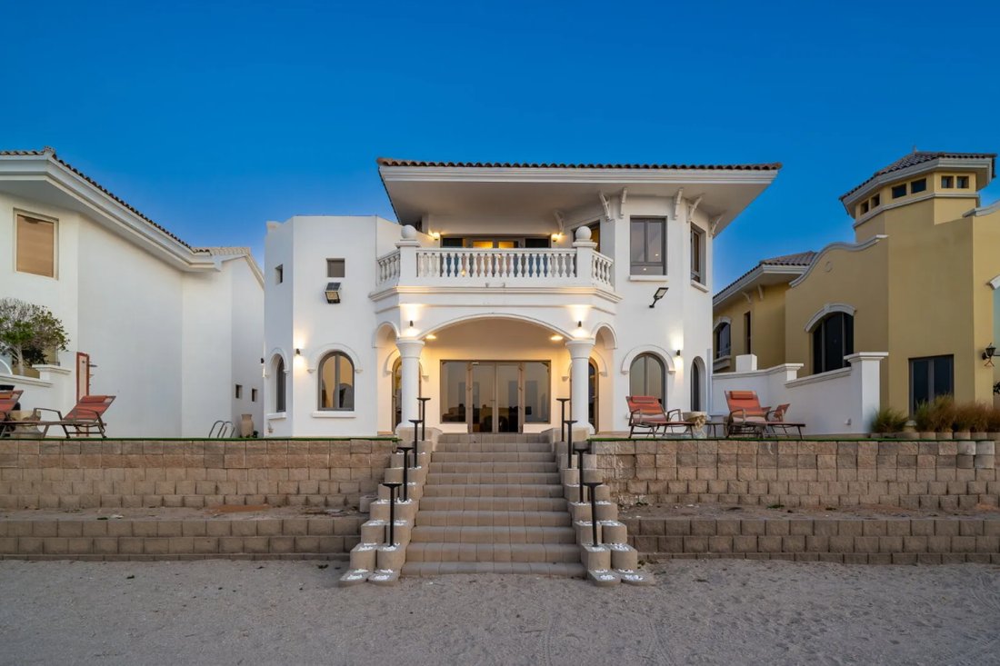 Villa in Palm Jumeirah, Dubai, United Arab Emirates 1 - 17001645