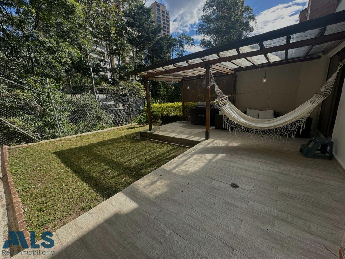 House in Medellín, Antioquia, Colombia 1 - 17001993