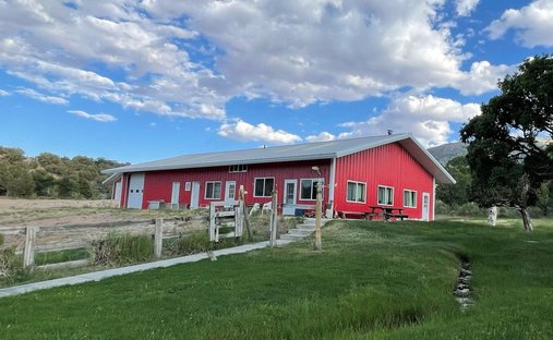 House in Hanksville, Utah, United States 1