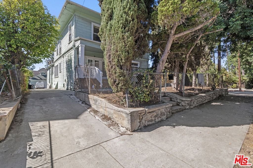 House in Los Angeles, California, United States 1 - 17001508