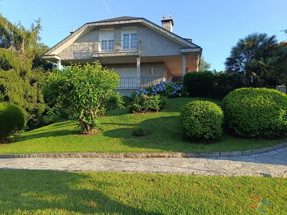 Chalet in Fontecarmoa, Vilagarcia de Arousa, Spain 2 - 15993613