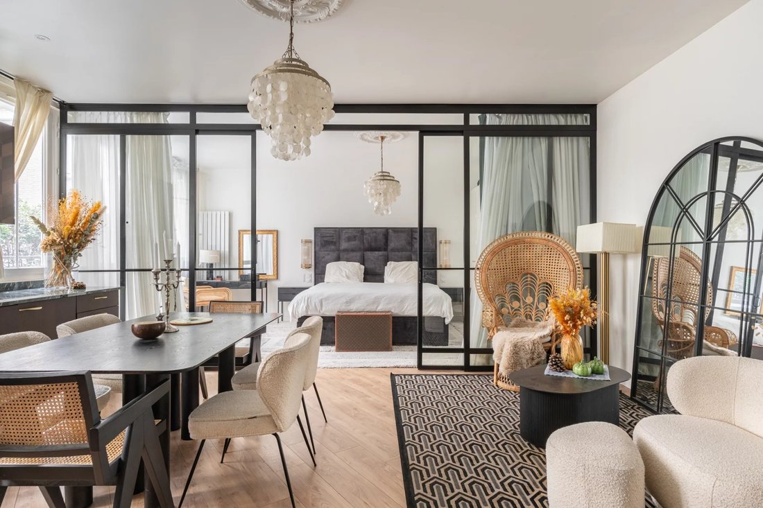 Apartment in Dupleix-Motte Picquet, Paris 15e Arrondissement, Paris 2 - 17001916