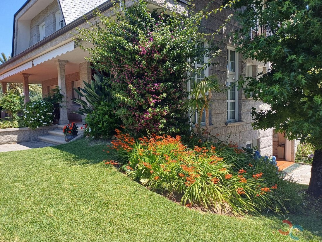 Chalet in Fontecarmoa, Vilagarcia de Arousa, Spain 4 - 15993613
