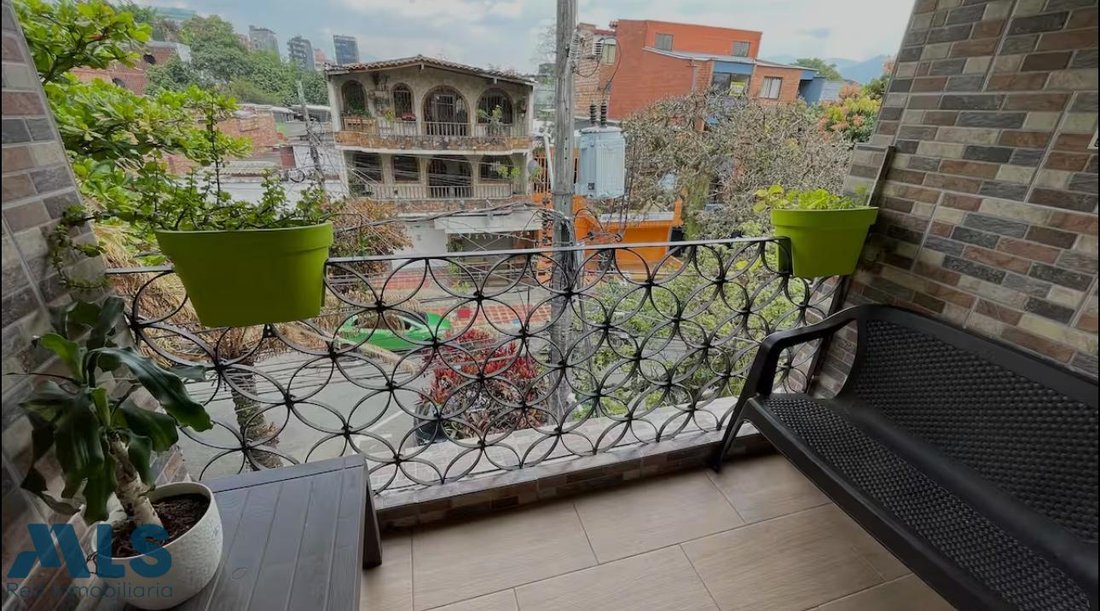 Apartment in Medellín, Antioquia, Colombia 3 - 17001946