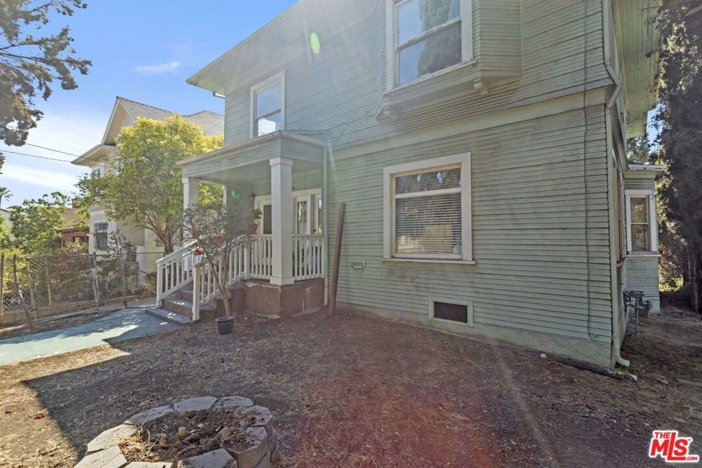House in Los Angeles, California, United States 3 - 17001508