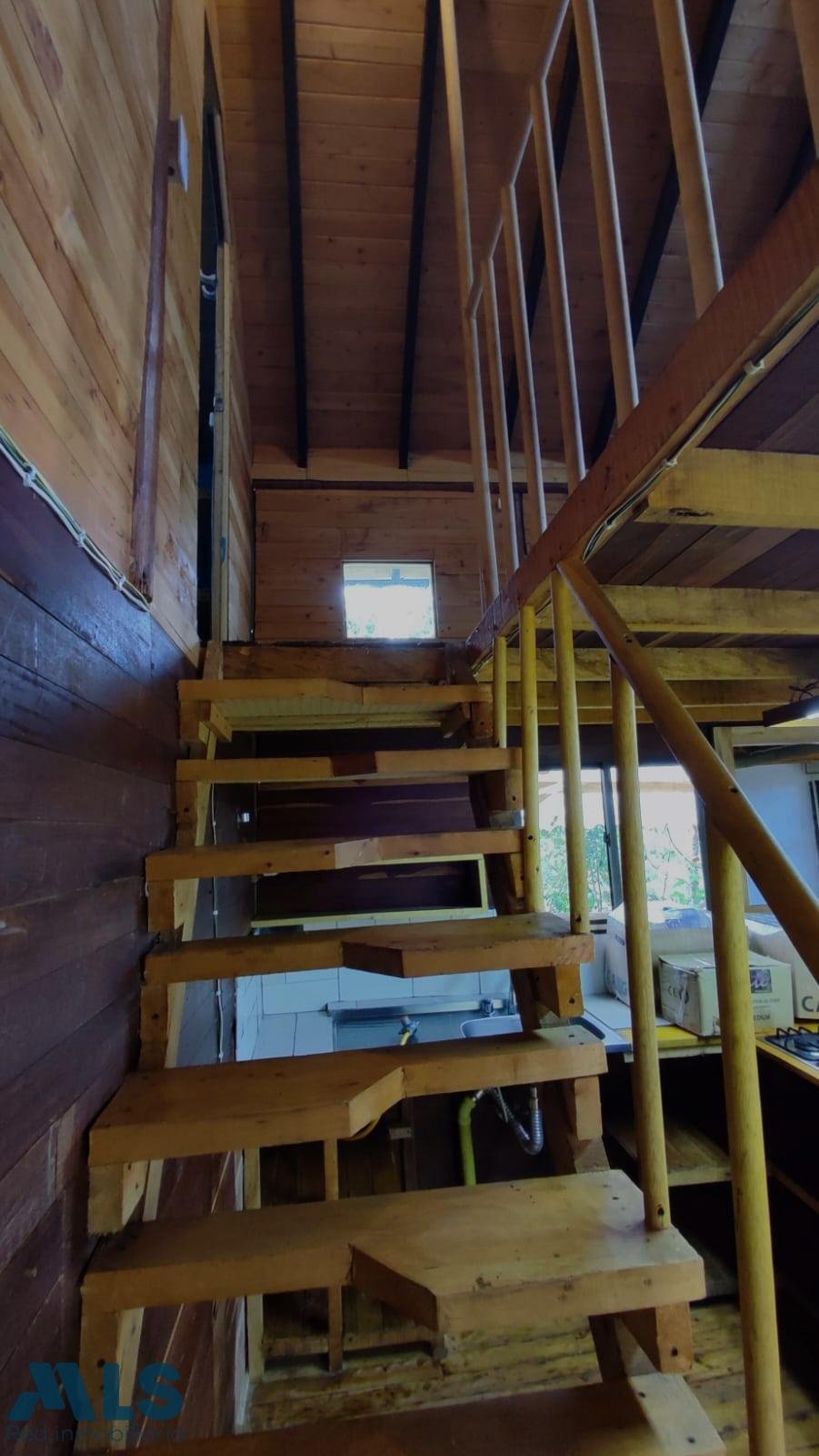 House in Santa Elena, Rionegro, Colombia 5 - 17001974