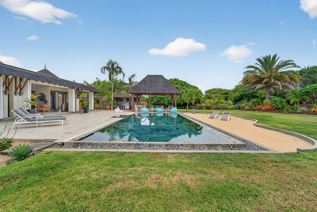 Villa in Tamarin, Rivière Noire District, Mauritius 4 - 16858927