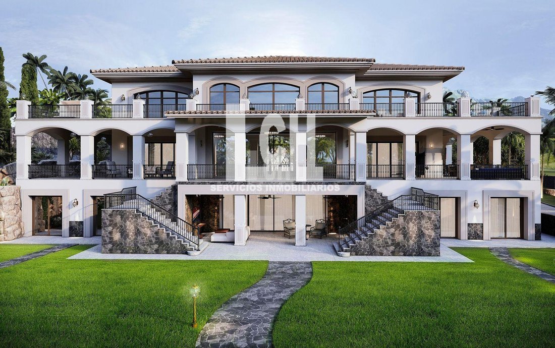 Villa in Marbella, Andalusia, Spain 3 - 13111397