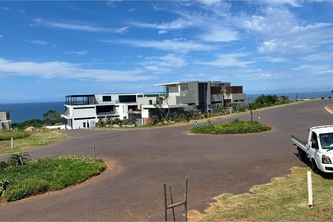 Land in Umhlanga Ridge, KwaZulu-Natal, South Africa 5 - 17002068