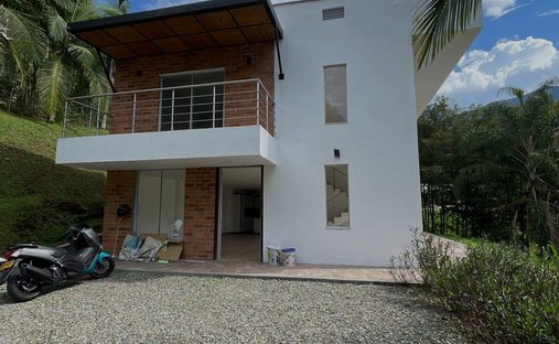 House in Envigado, Antioquia, Colombia 1